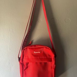 Supreme (SS18) Shoulder bag